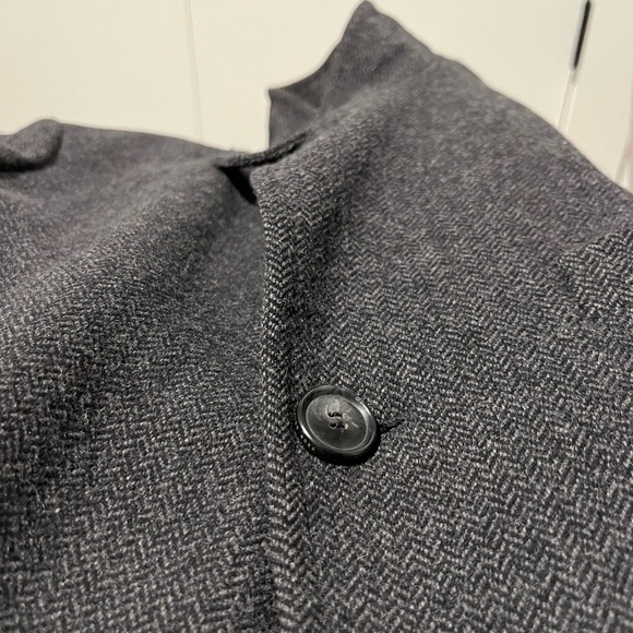 Hugo Boss herringbone topcoat. 42R - Picture 7 of 7